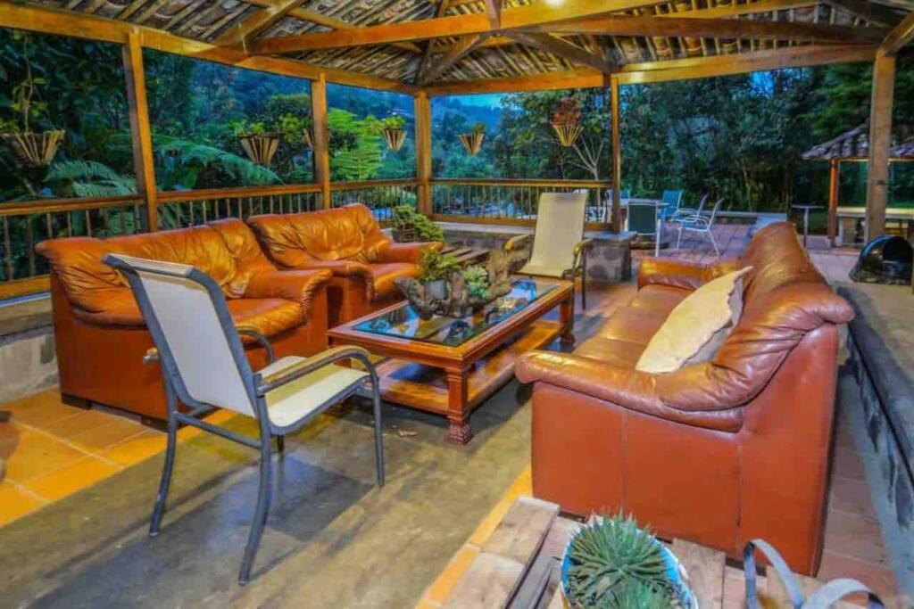 Finca Punta De Piedra Salento, Quindioヴィラ エクステリア 写真