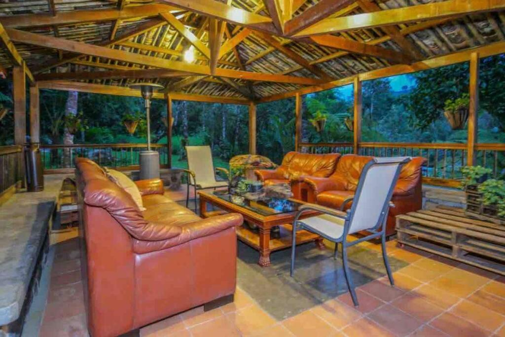 Finca Punta De Piedra Salento, Quindioヴィラ エクステリア 写真