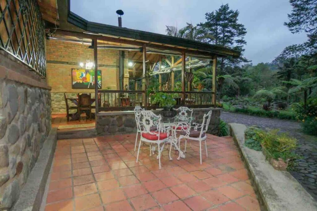 Finca Punta De Piedra Salento, Quindioヴィラ エクステリア 写真